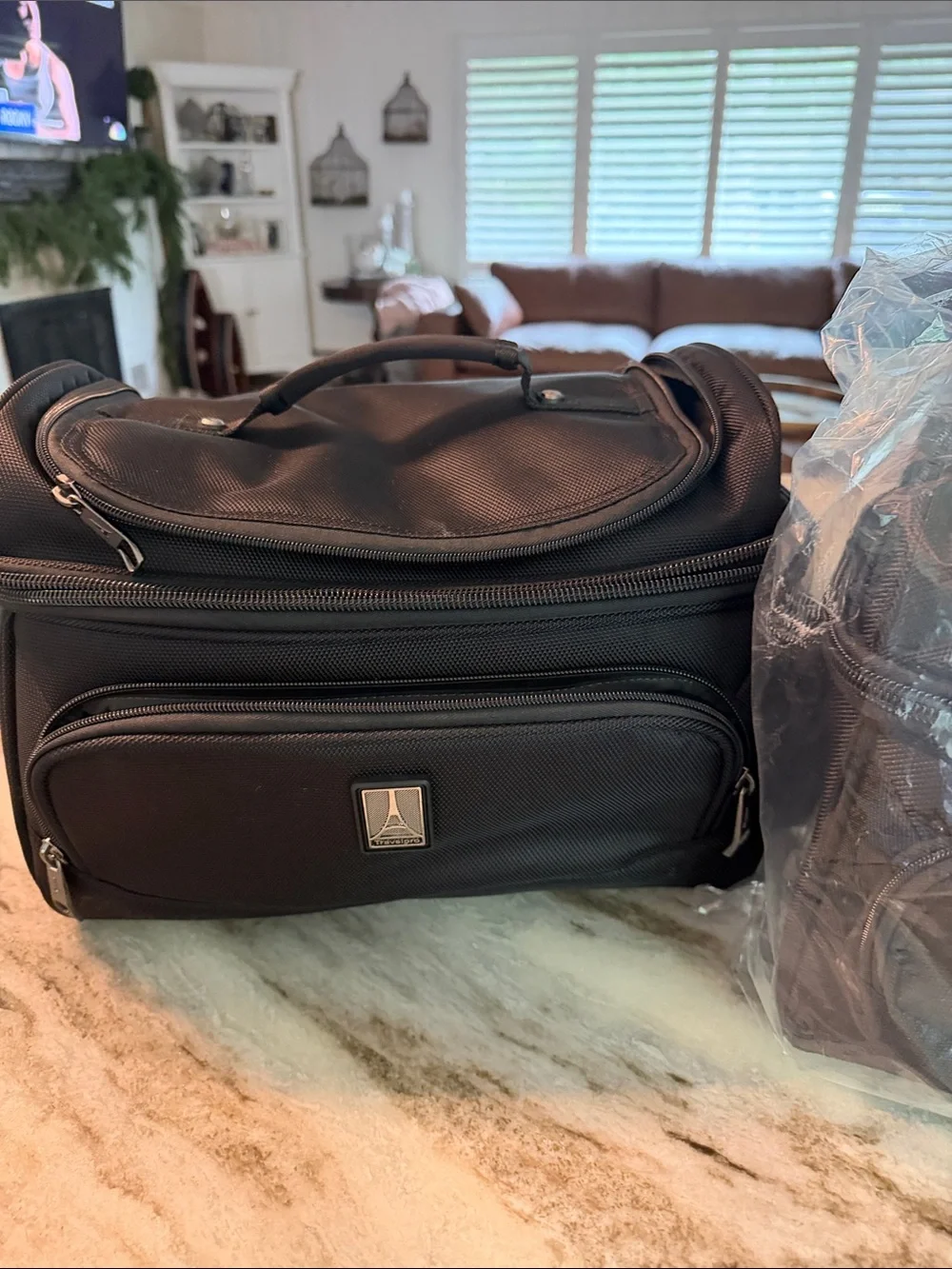 FlightCrew Large Crew Cooler Bag in Black